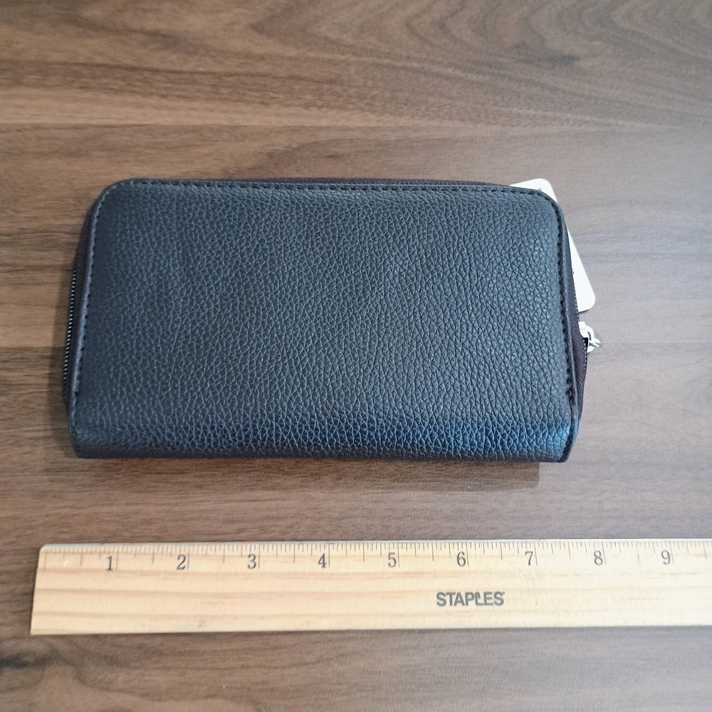 Candie's Brown Vegan Leather Wallet - Picture 2 of 6